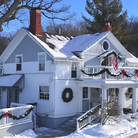 The French Country Inn Lake Geneva Exterior photo
